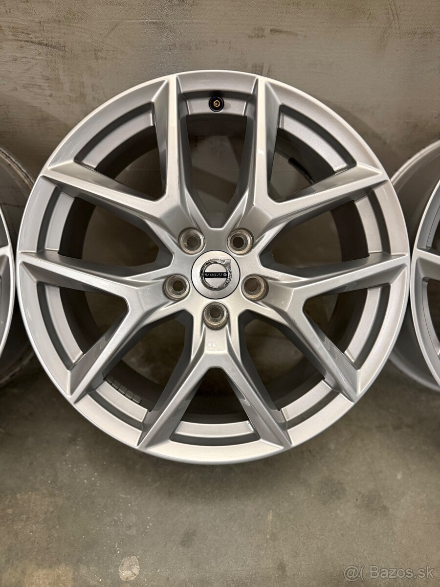 Hliníkové disky Volvo XC60 - 5x108 R18 Volvo XC40 , V90 - 7