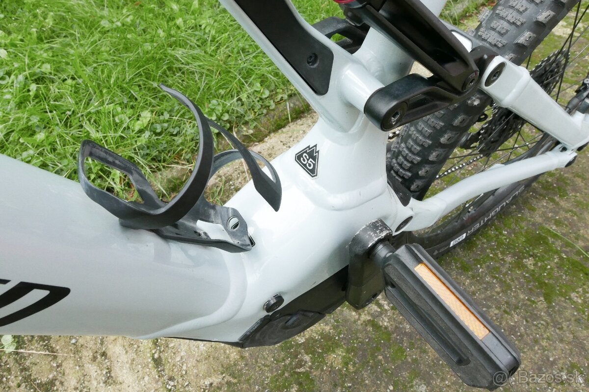 Predám elektrický bicykel Specialized Levo Alloy S5 - 7