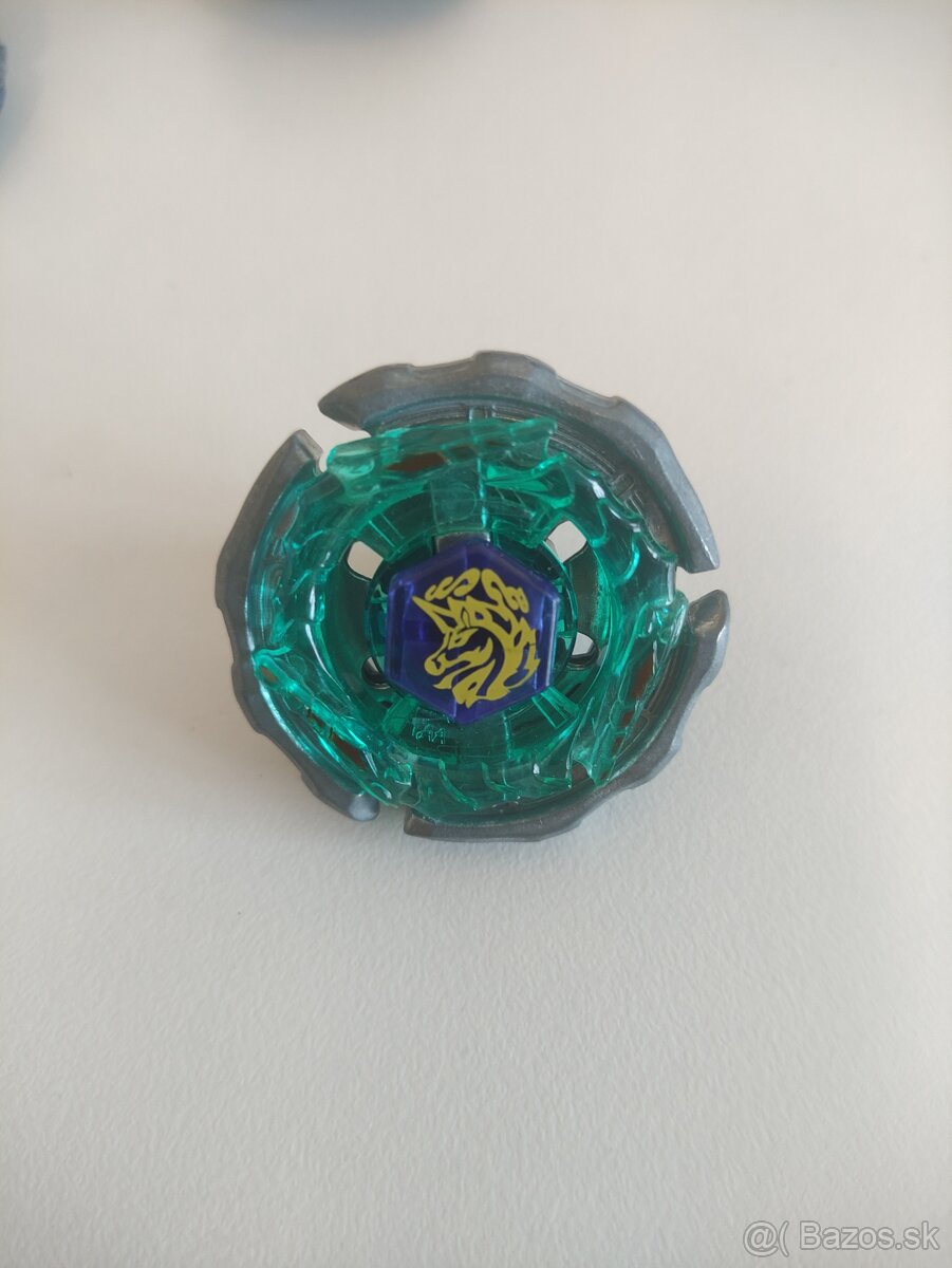 Beyblade - 7