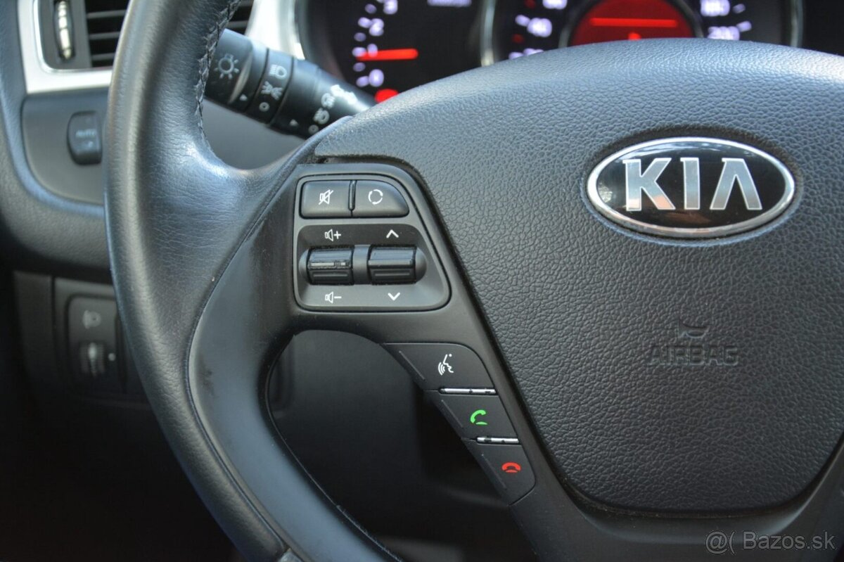 KIA Cee’d 1.6 CRDi, SR. voz - 7