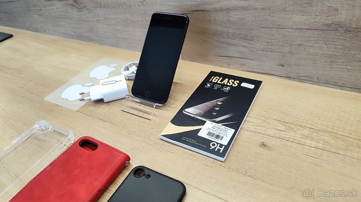 Apple iPhone SE 2020 - super stav + DARČEK - 7