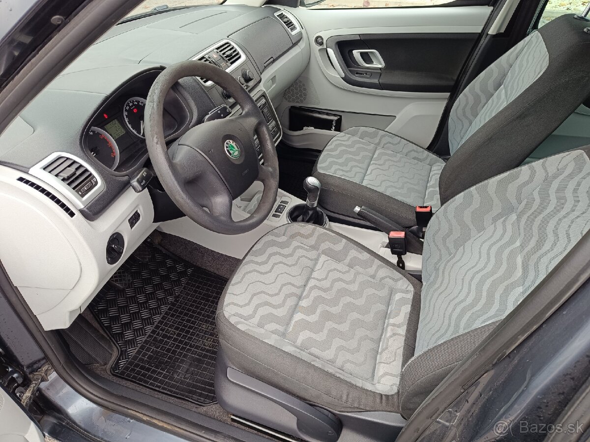 Škoda Roomster 1,2 benzin,r.v.2007,naj 153000 km - 7