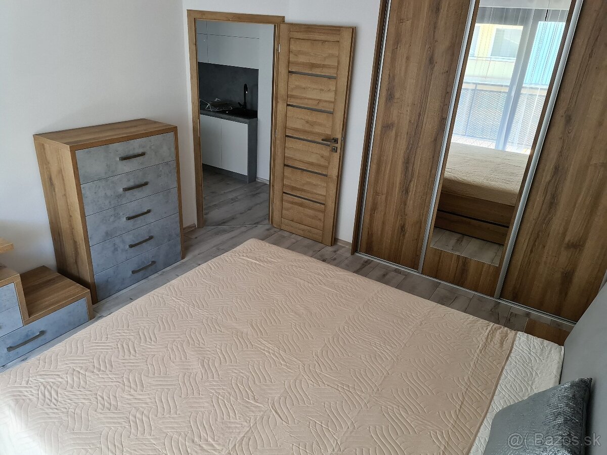 Prenájom 2 izbový byt Žilina- centrum, 2i byt Žilina - 7