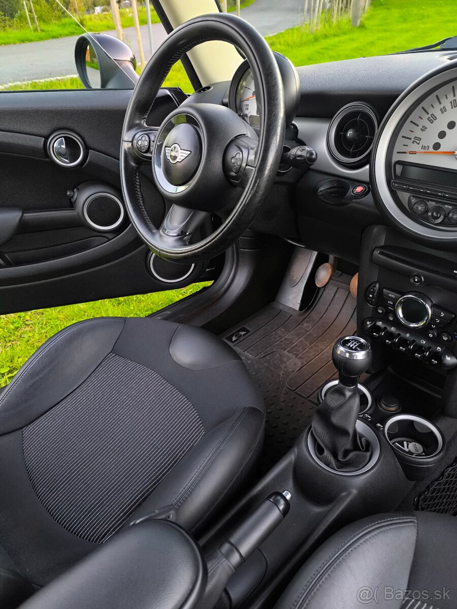 Mini Cooper Clubman - 7