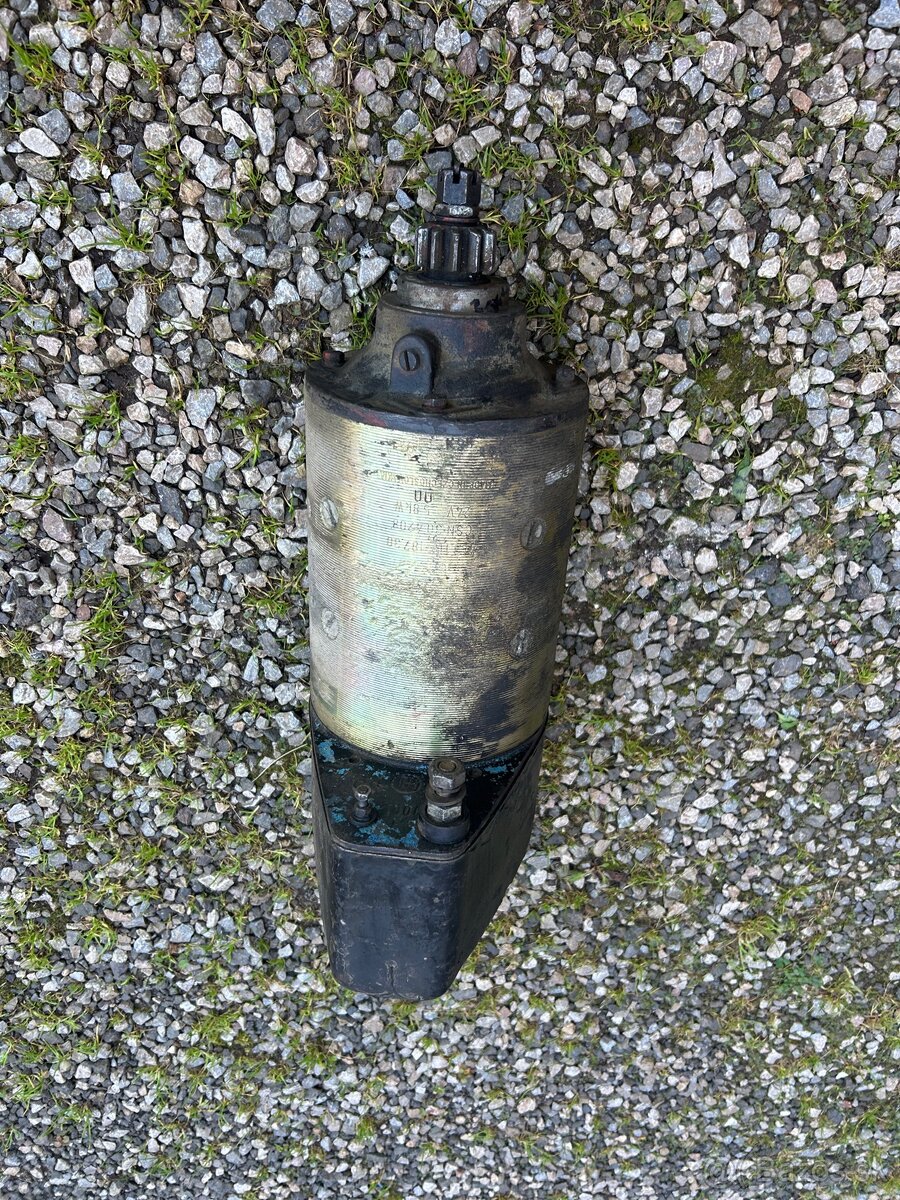 Unášač Liaz - 7