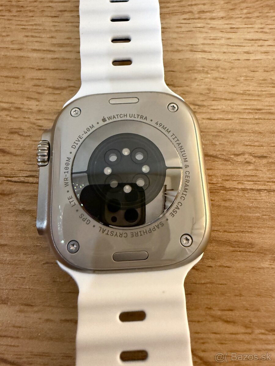 Apple Watch Ultra 2 Titanium - 7