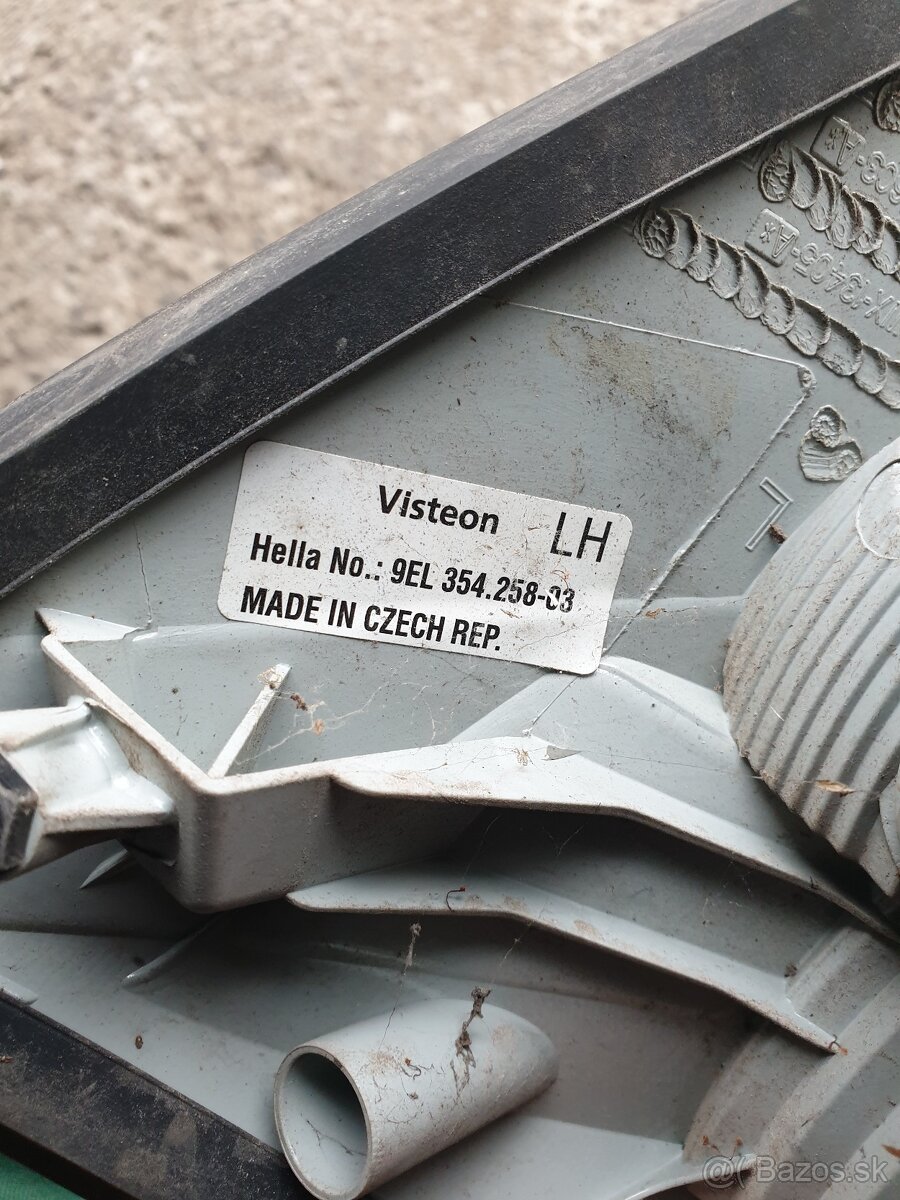 Skoda fabia 2 zadne svetlo - 7