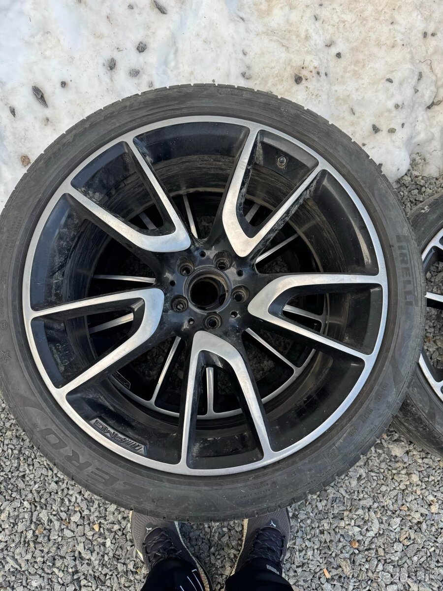 AMG Disky komplet sada Pirelli P Zero 285/35 R21 - 7