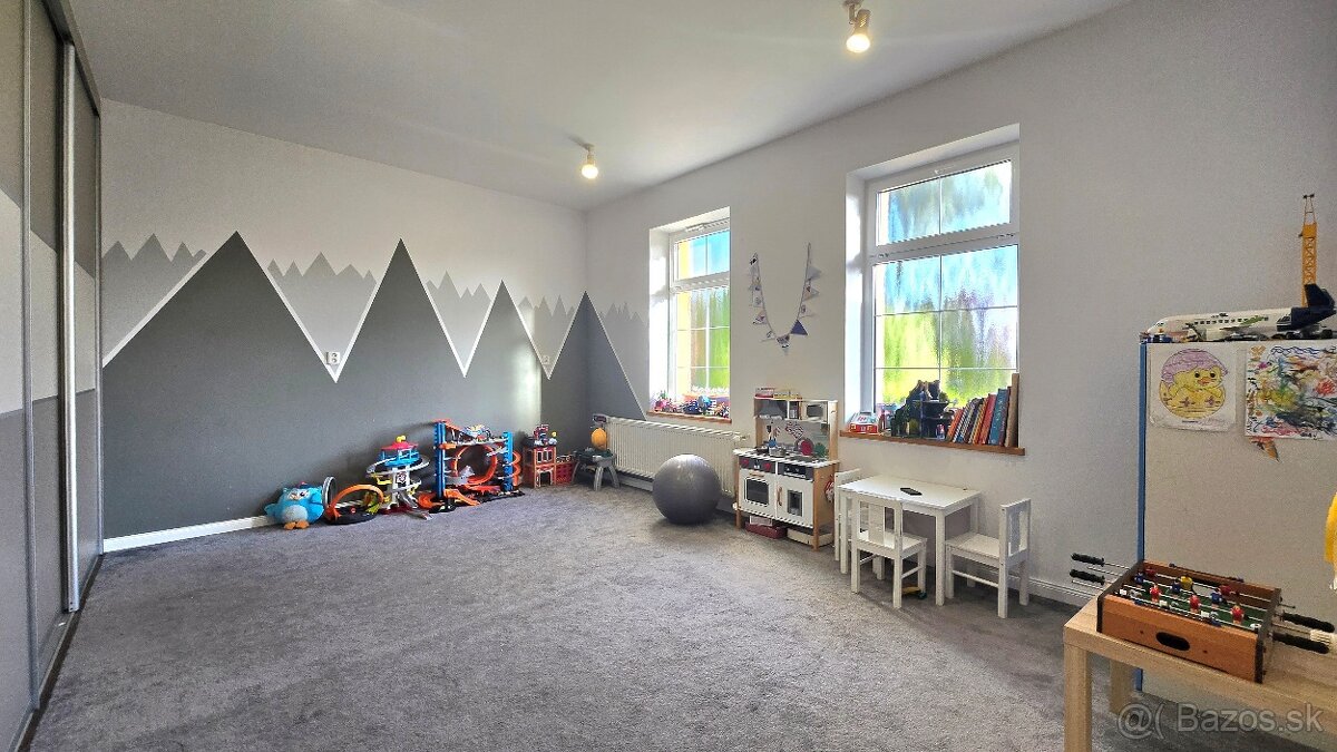 Priestranný RD s veľkorysým 12-ár pozemkom v obci Ďurďošík - 7