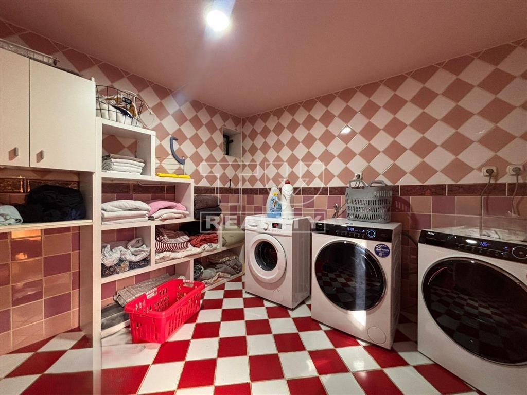 Vila v Nitre blízko centra - 7