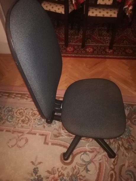 Kancelárska stolička - 7