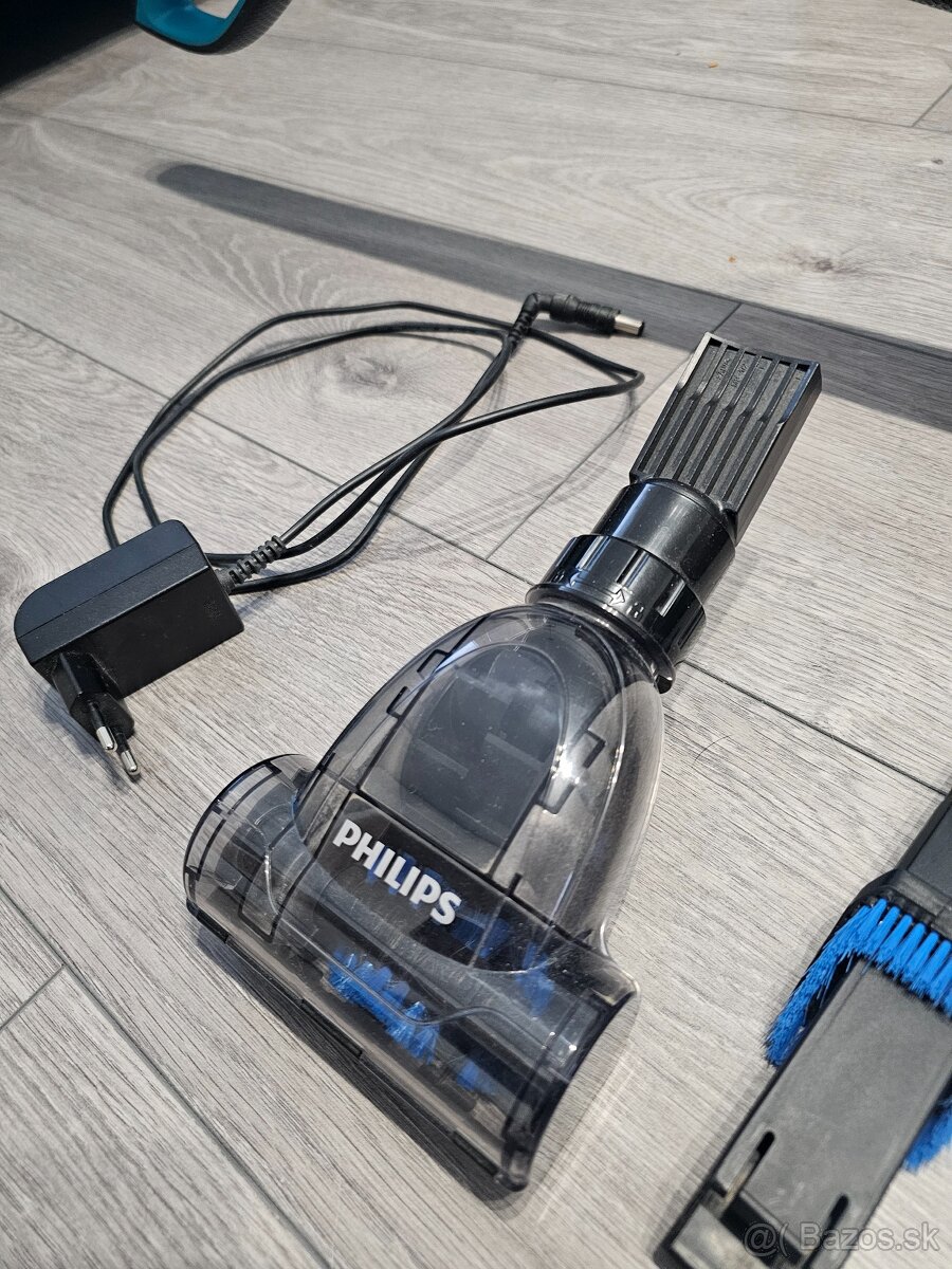 Tycovy vysavac Philips PowerPro Aqua - 7