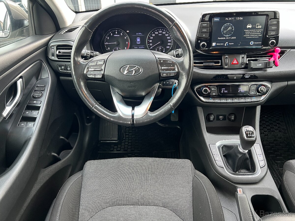 Hyundai i30 1.5 benzín 2021 - 7