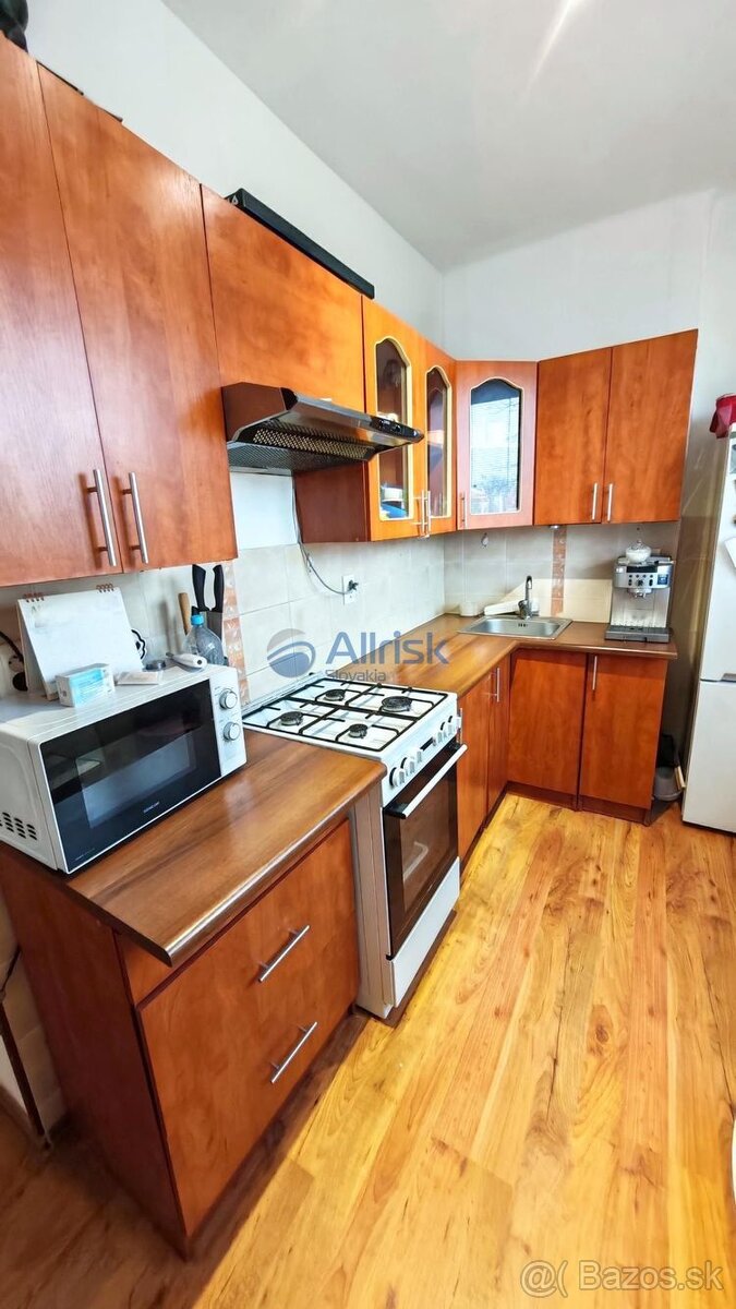 Predaj 2-izbového bytu v srdci mesta Šaľa – bývanie, ktoré v - 7