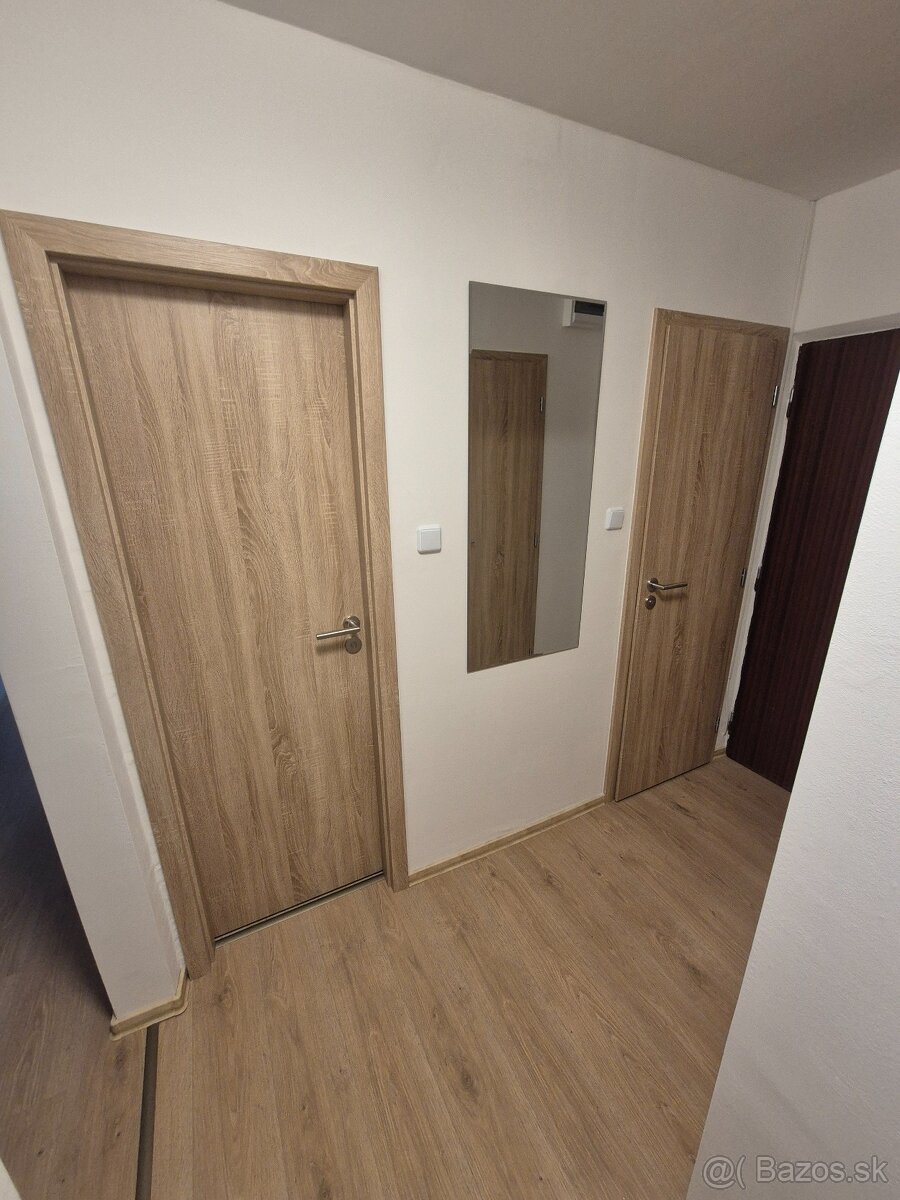 Izba 12 m² pre 1 alebo 2 osoby – Dúbravka, 3-izbový byt - 7