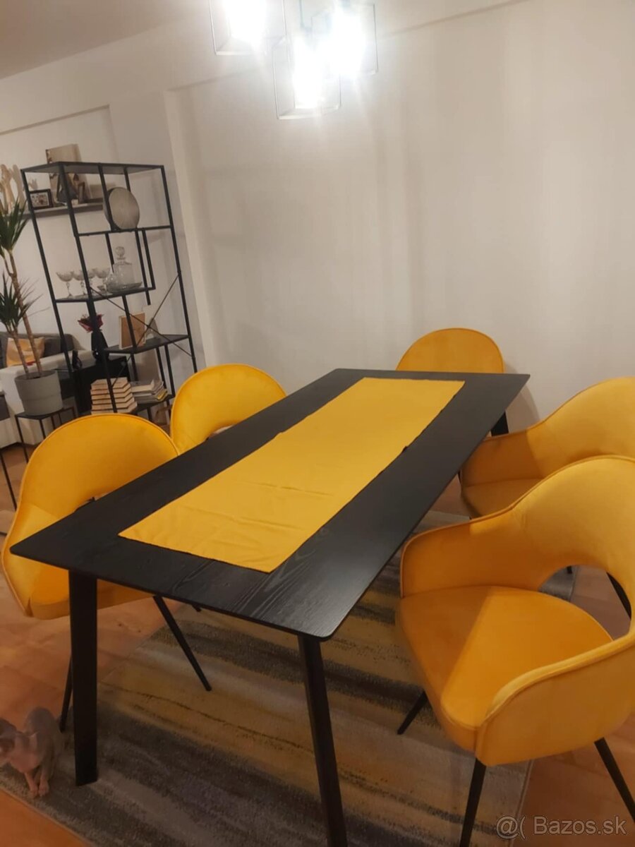 Predám jedalenský stôl so stoličkami - 7
