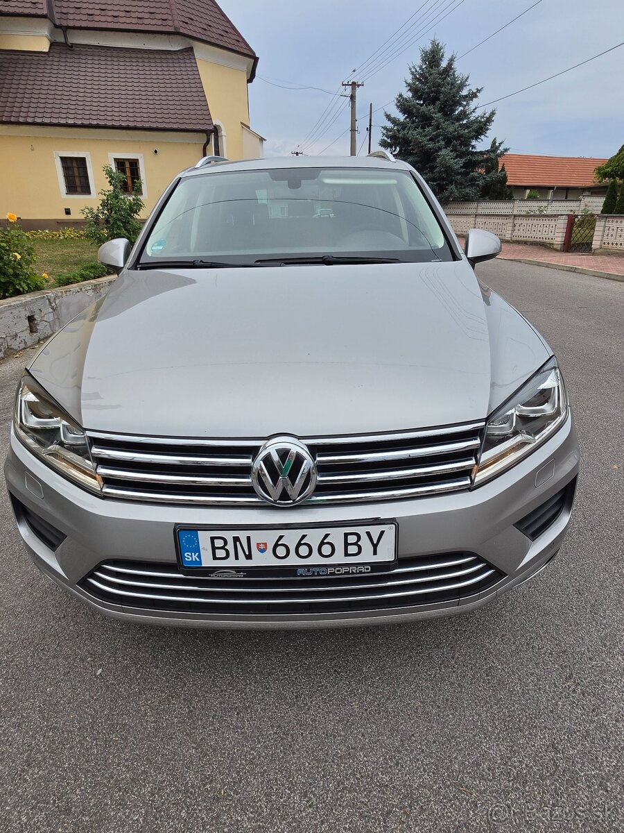 VW Touareg 3,0Tdi - 7