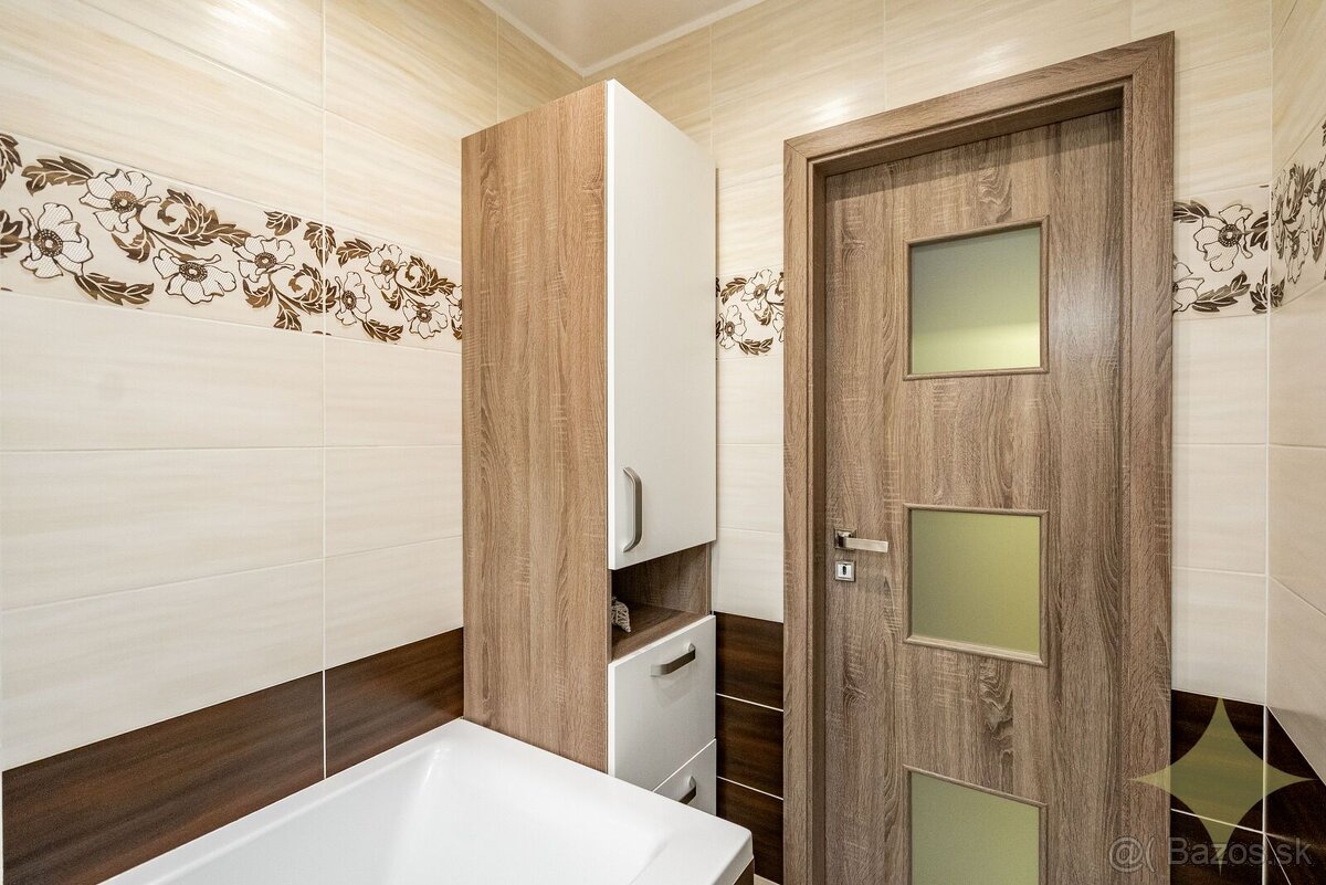 3-izbový zariadený byt po rekonštrukcii na prenájom – Žiar n - 7