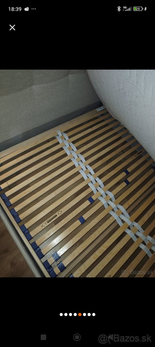 Čalúnená posteľ 140 CM - 7