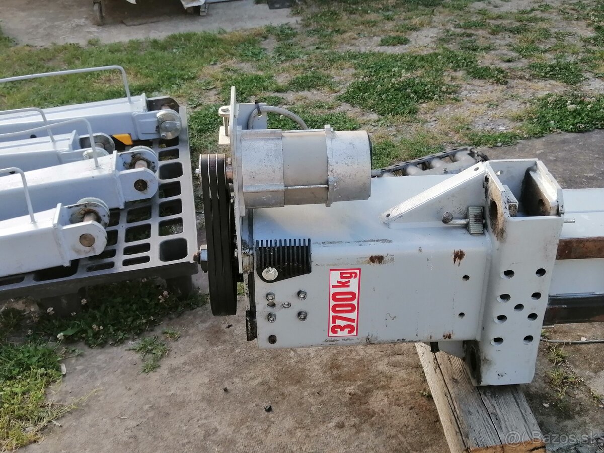 Zdvihák do 3700kg - 7