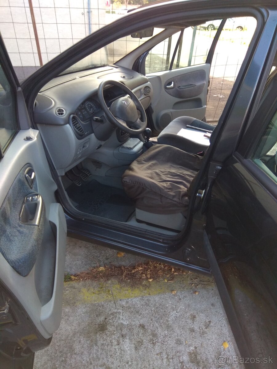 Renault megane scenic - 7