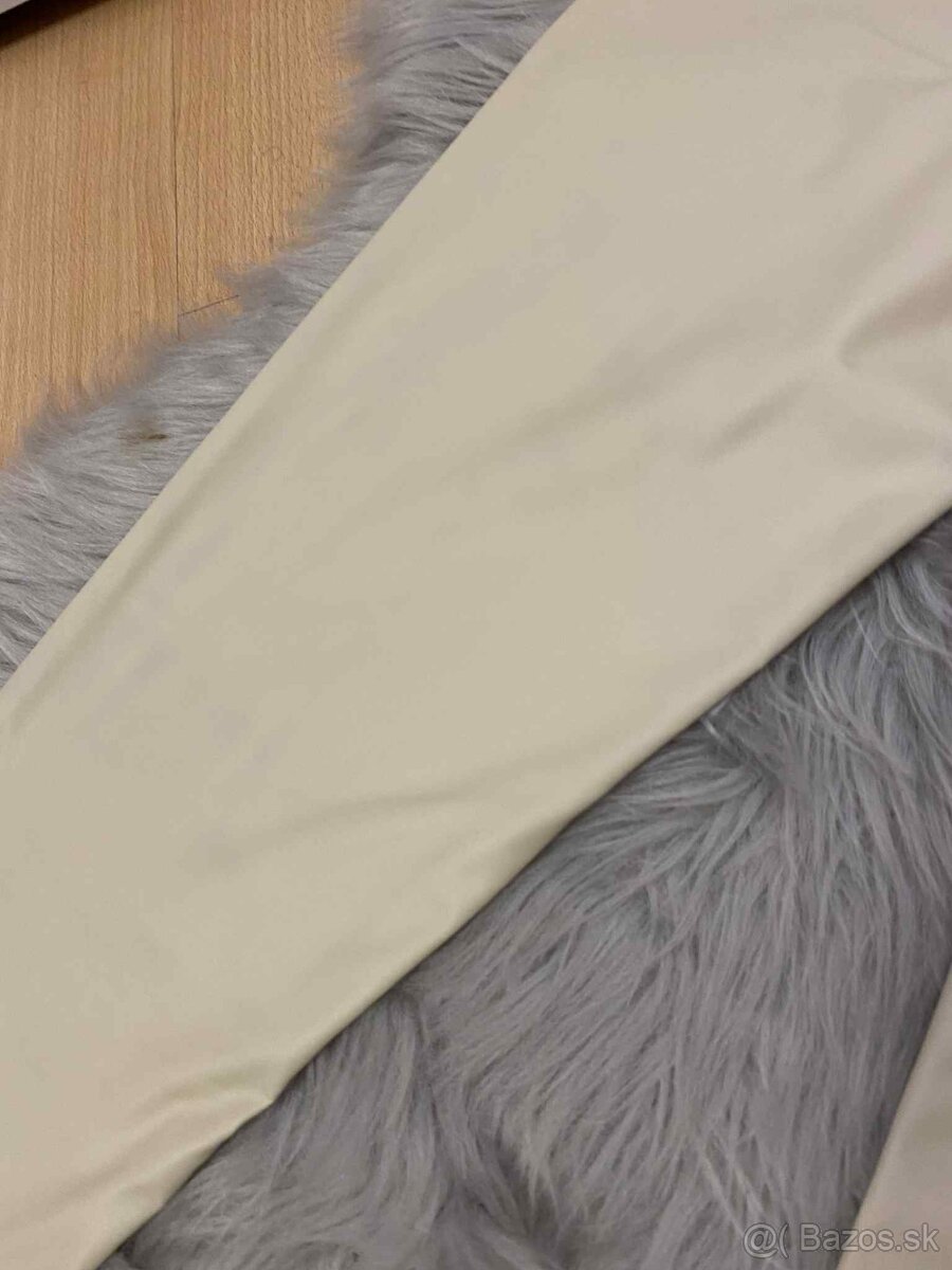 Rôzne dámske legíny - 7