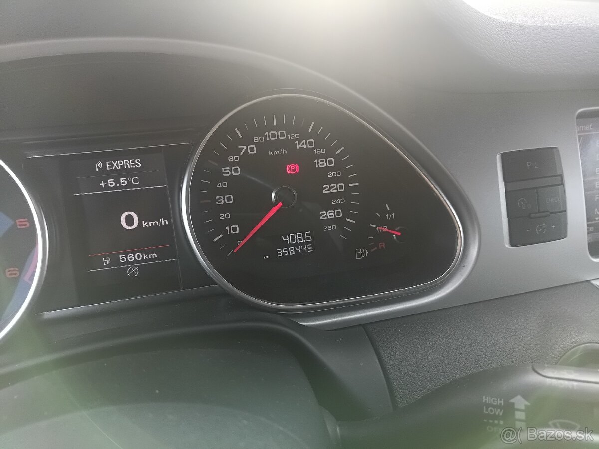 Audi Q7 3.0 TDI S-Line - 7