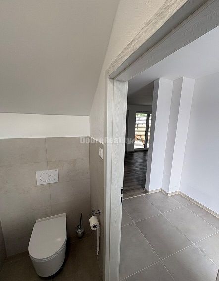 RK Dobré reality prenajíma krásny nový apartmán v Nesvadoch - 7