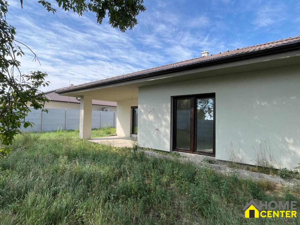 REZERVOVANÁ novostavba - 5 izbový bungalov/ RD/ v Komárne / - 7