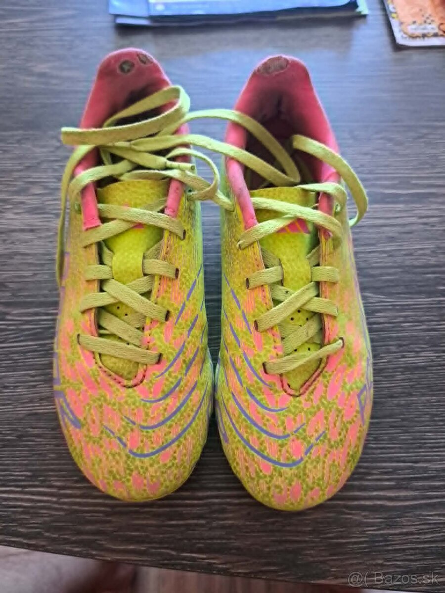 Predám kopačky, halovky adidas - 7