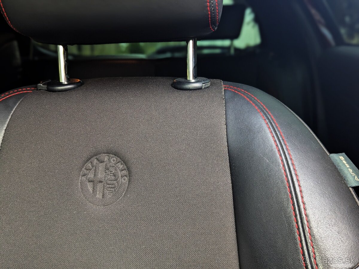 Alfa Romeo Giulietta (Rosso Maranello) - 7
