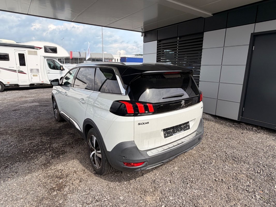 Peugeot 5008 1.2 PureTech 130k GT - 7