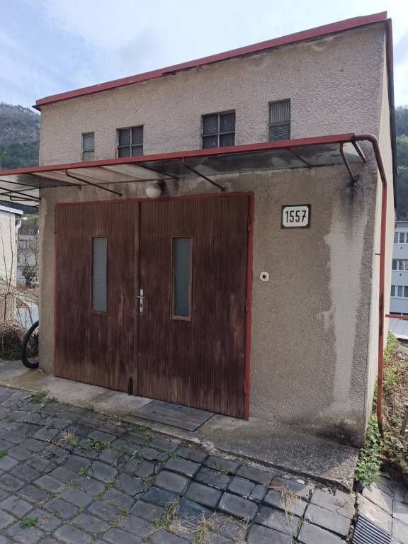 Na predaj 3-izbový byt s podkrovím, garážou a záhradou – Nov - 7