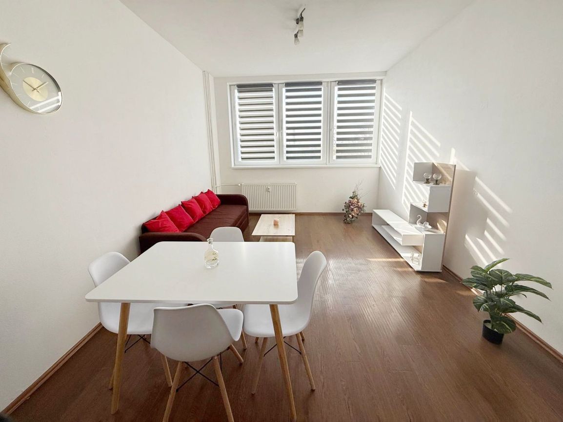 Výborná ponuka -2 izb.byt po komplet.rekonštrukcii s výťahom - 7