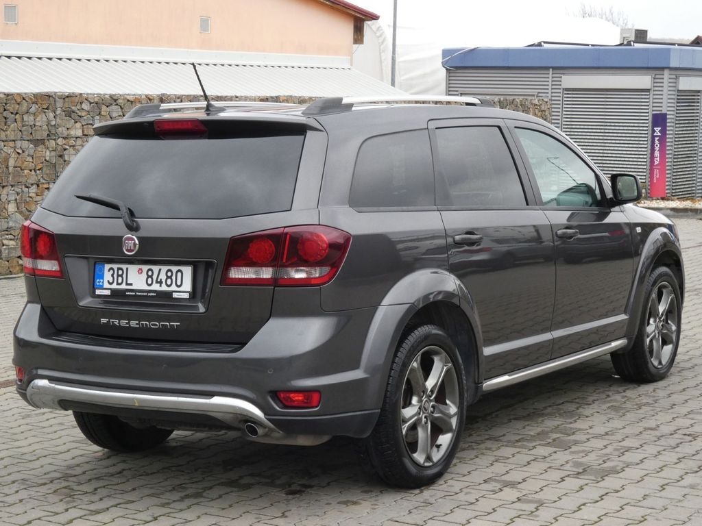 Fiat Freemont 2.0MJT, CROSS TOTÁLNÍ VÝPRODEJ - 7