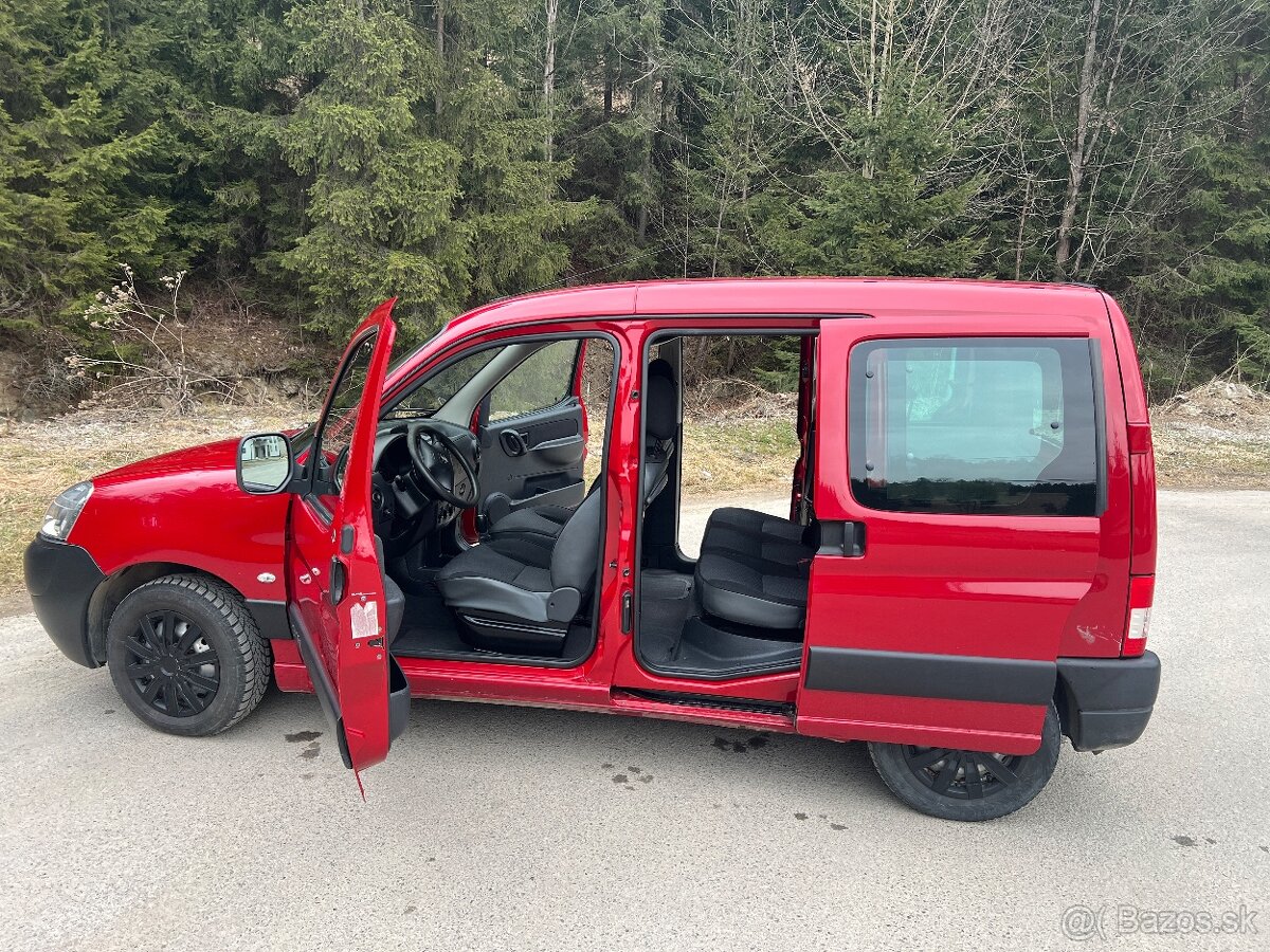 Predám Citroën Berlingo - 7