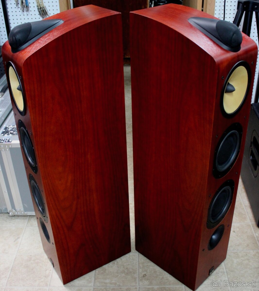Bowers & Wilkins 703 - 7