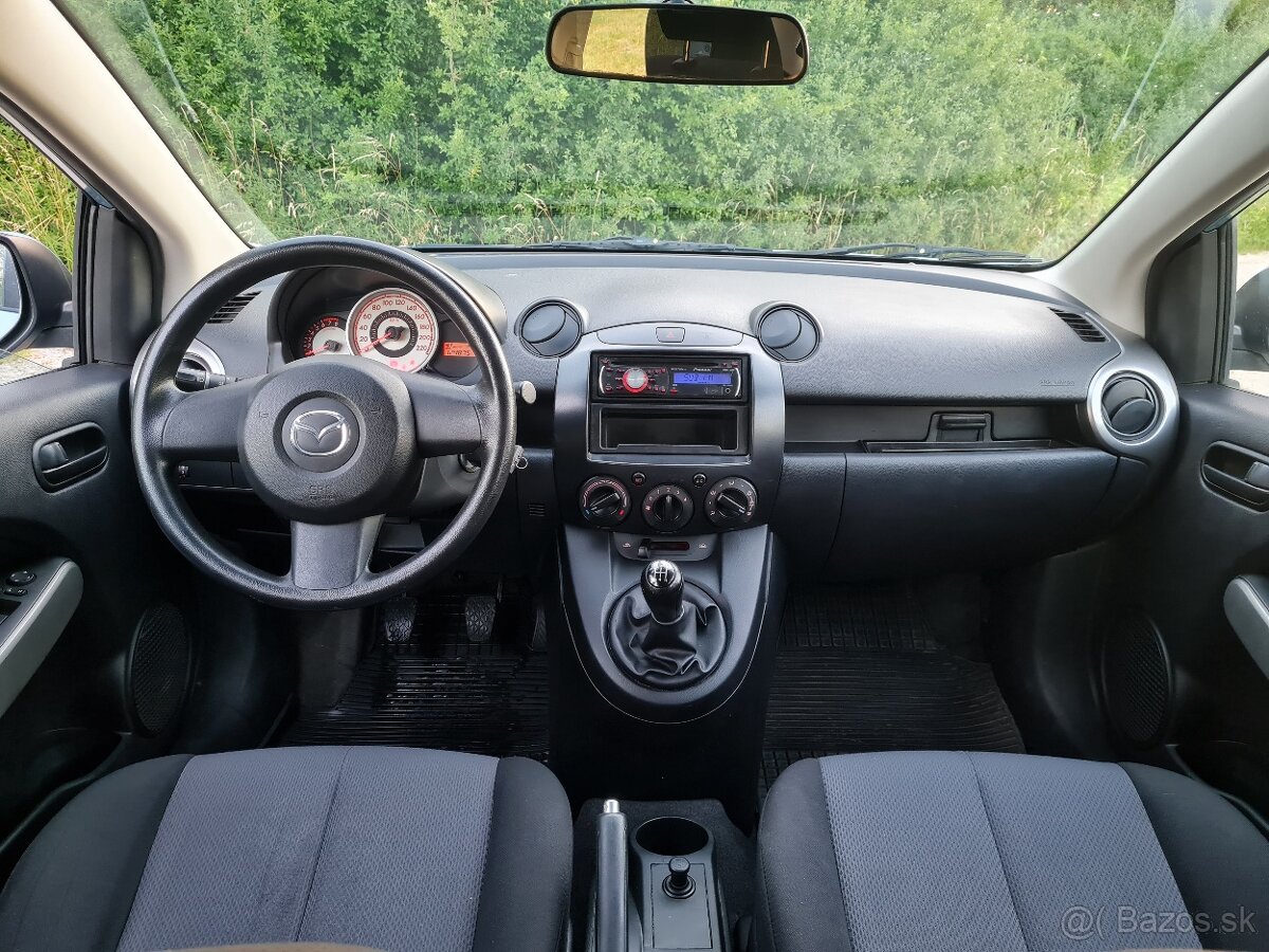 Mazda 2 ... 1,3 16v ...124xxx km - 7