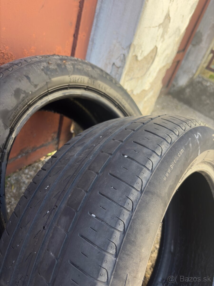215 55 r17 gumy Pirelli - 7