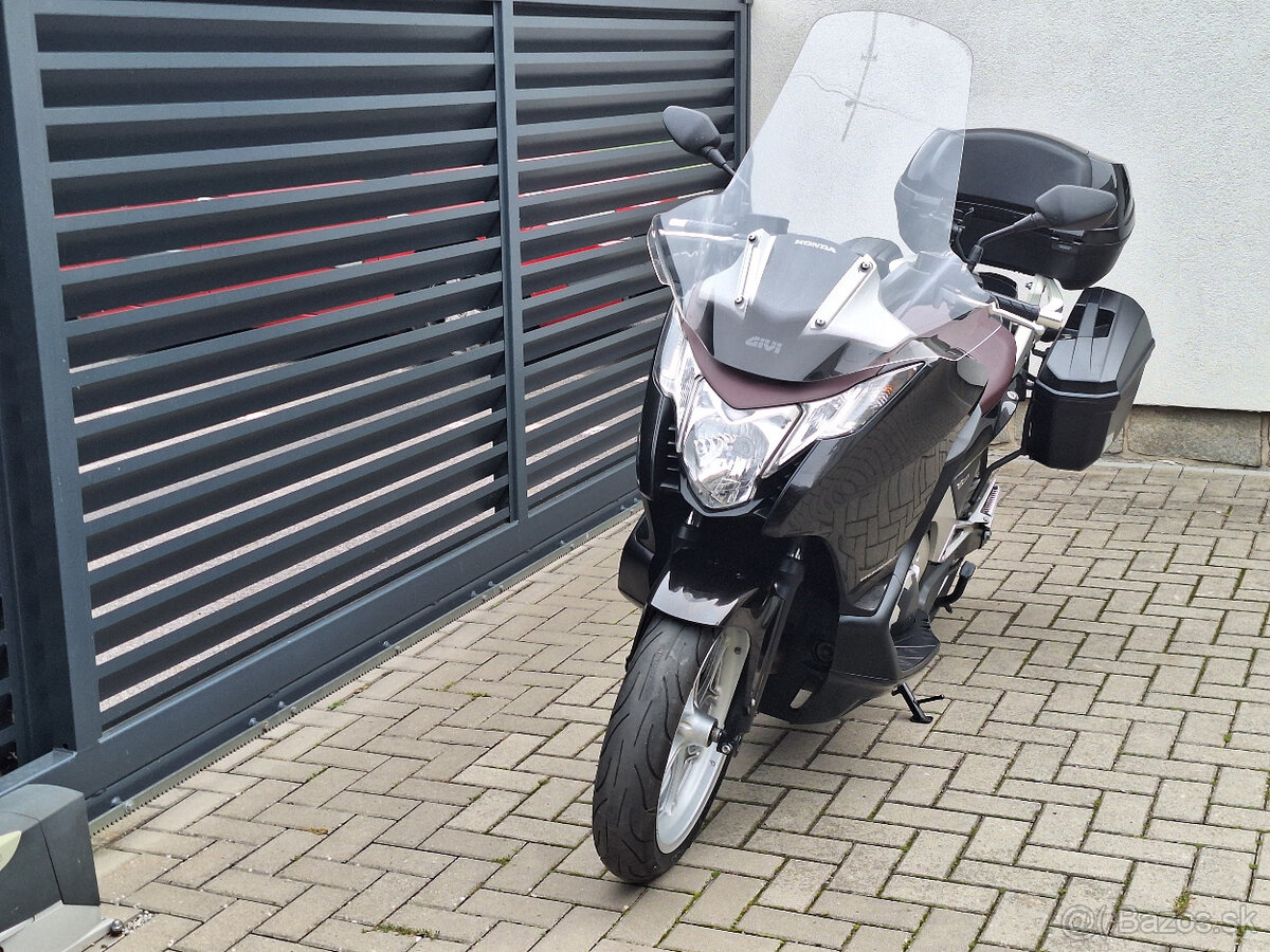 Honda NC 700 D Integra - 7