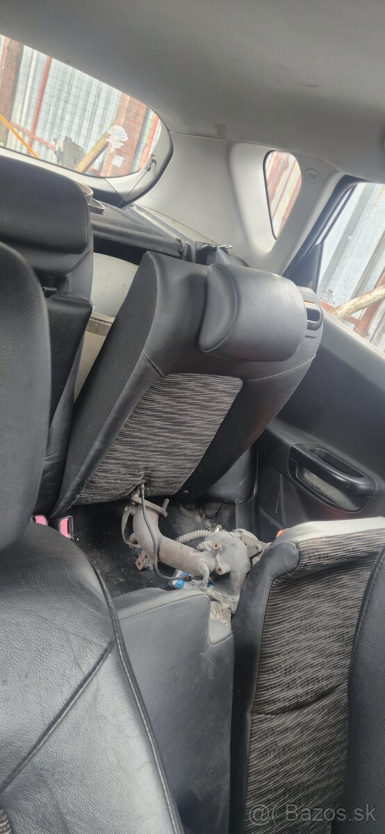 Kia ceed 1.6 crdi - 7