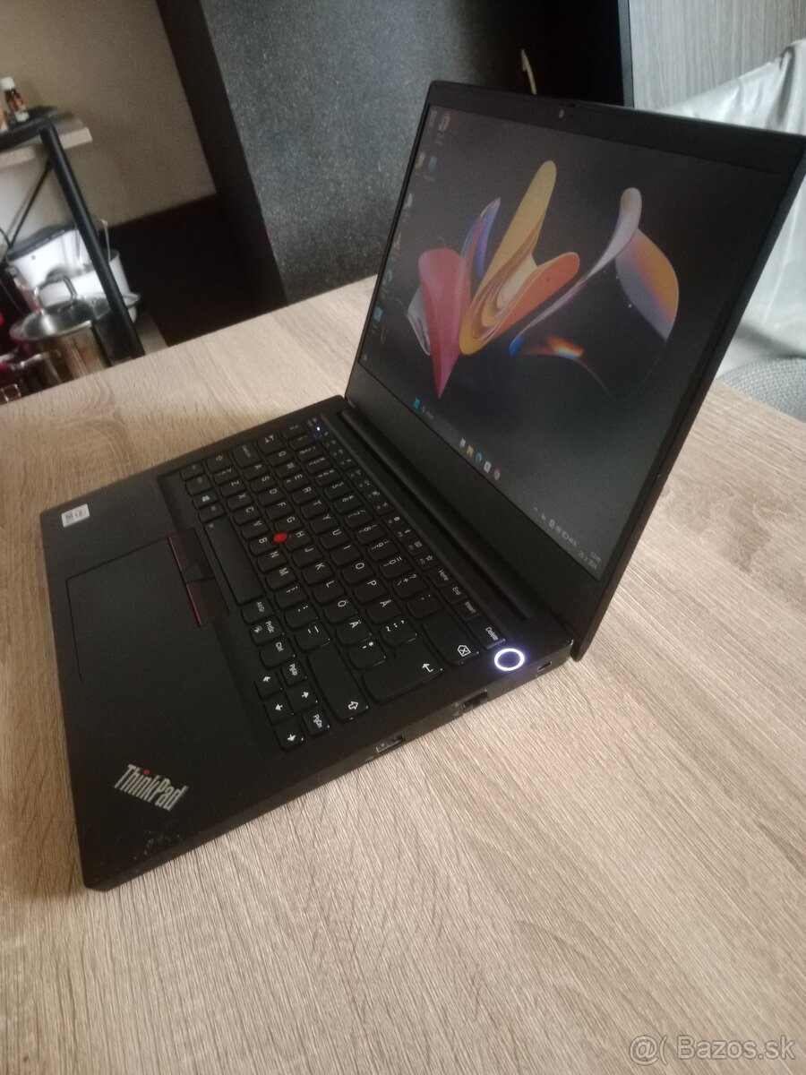 14" notebook Lenovo thinkpad E14 / 16GB/256GB Super stav - 7