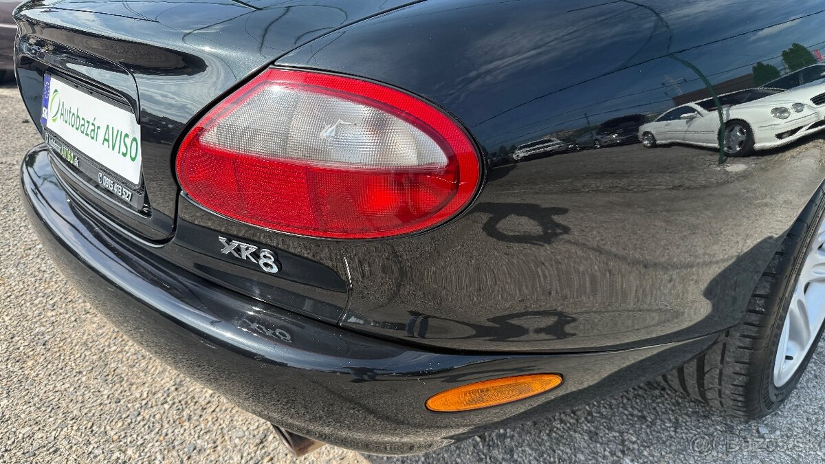 Jaguar XK XK8 4.0 Coupé - 7