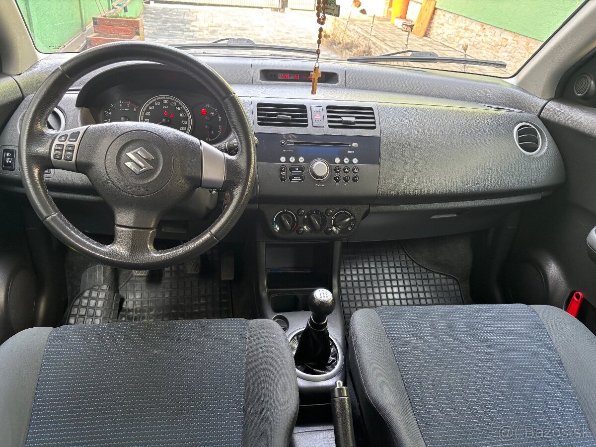 Predám Suzuki Swift - 7