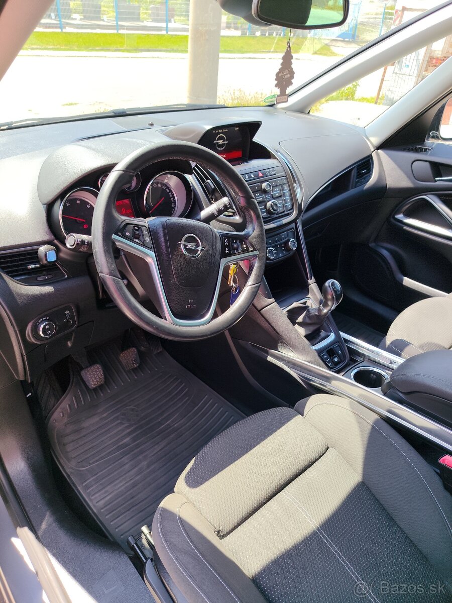 Opel Zafira - 7