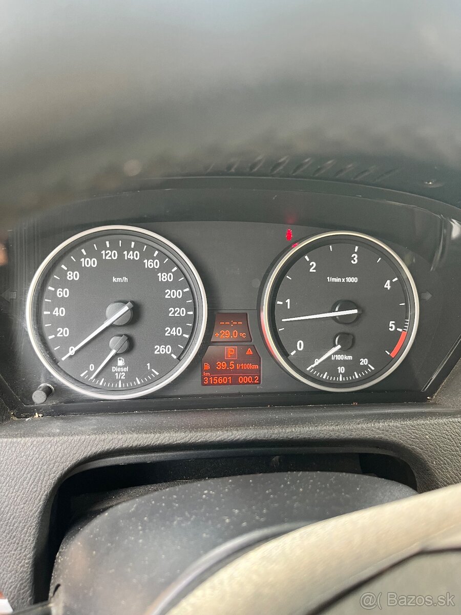 BMW x5 e70 3.0sd - 7