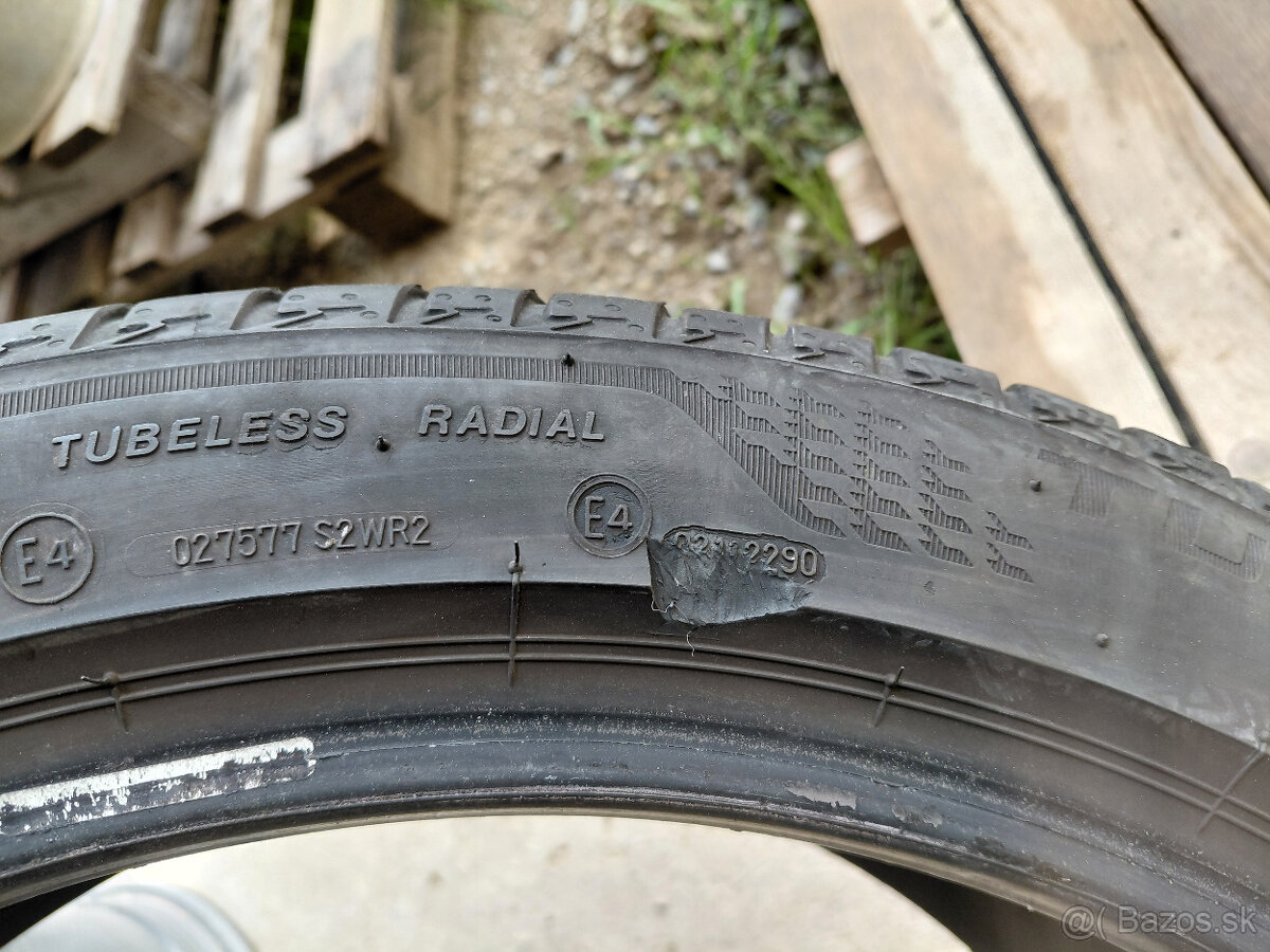 1x letna Bridgestone 225/45R19 - 7