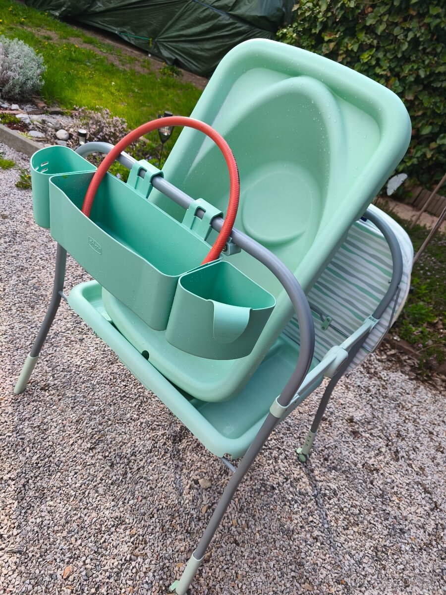 Detský prebaľovací pult s vaničkou Chicco - 7