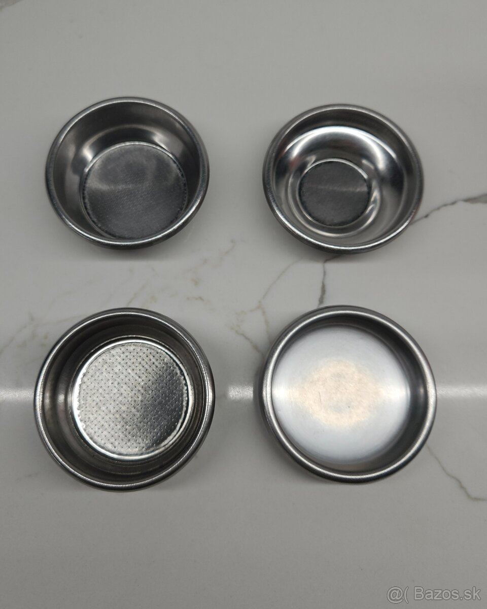 Prodám pákový kávovar Gaggia New Classic EVO BC + váha - 7