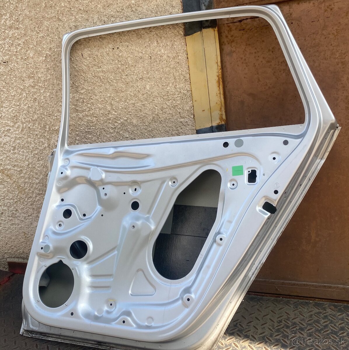 Škoda Rapid prave zadne dvere - 7